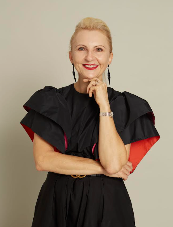 Dr Katarzyna Mackenzie